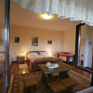 Vera Apartman