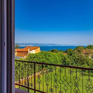 Roza Apartman